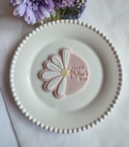 Half daisy frame