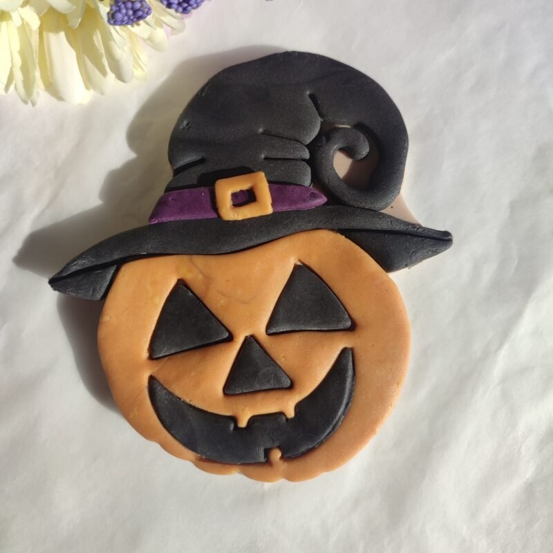 Pumpkin with hat