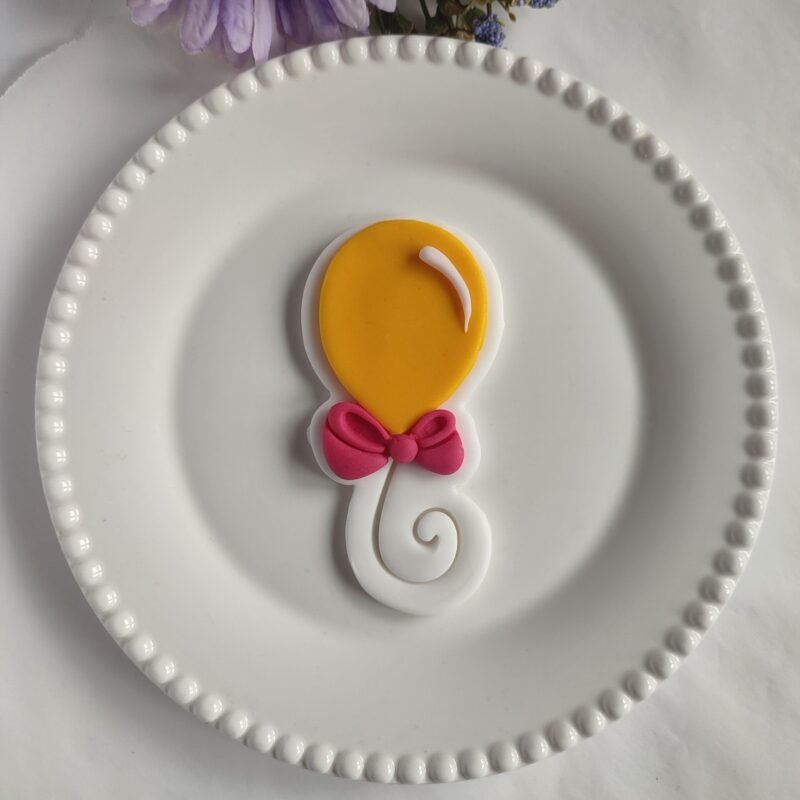 Balloon with bow
