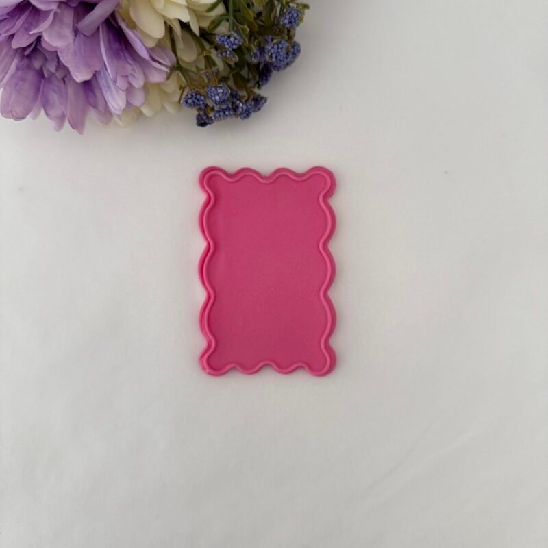 Ruffle frame