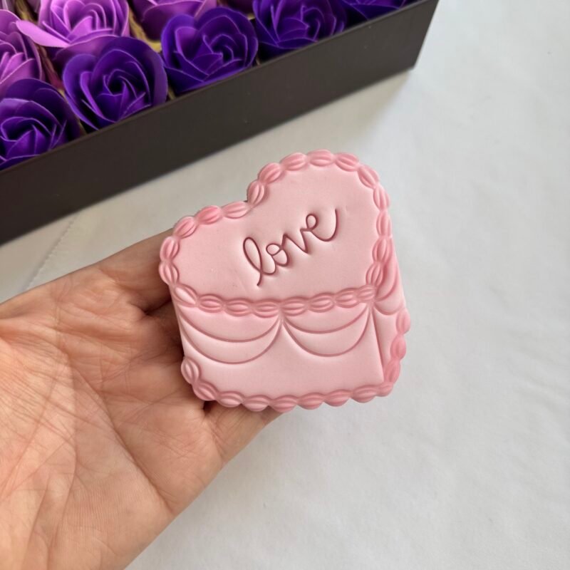Valentine cake