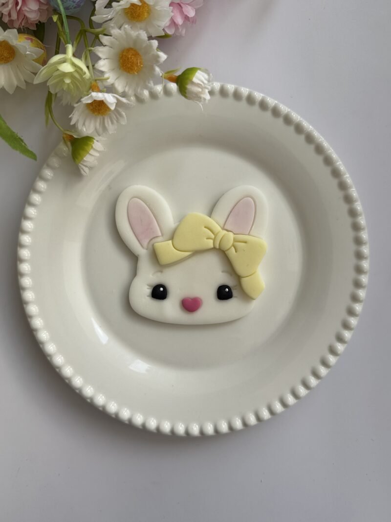 Κουπάτ Girl bunny head