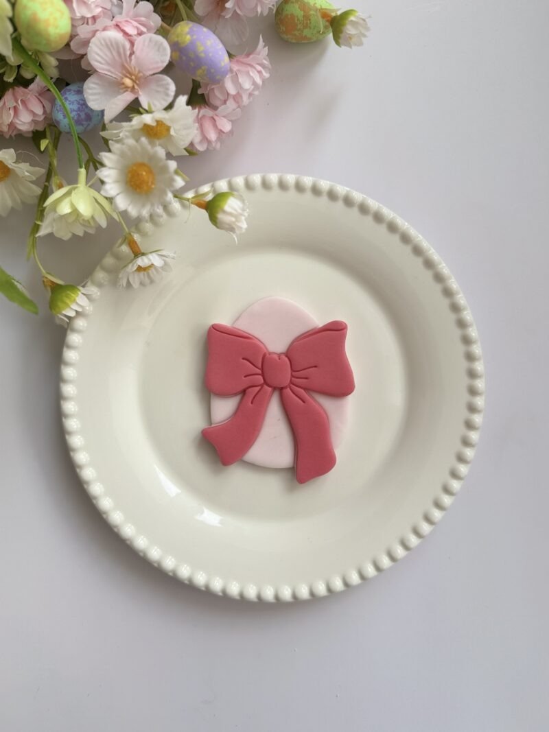 Κουπάτ Egg with bow 3