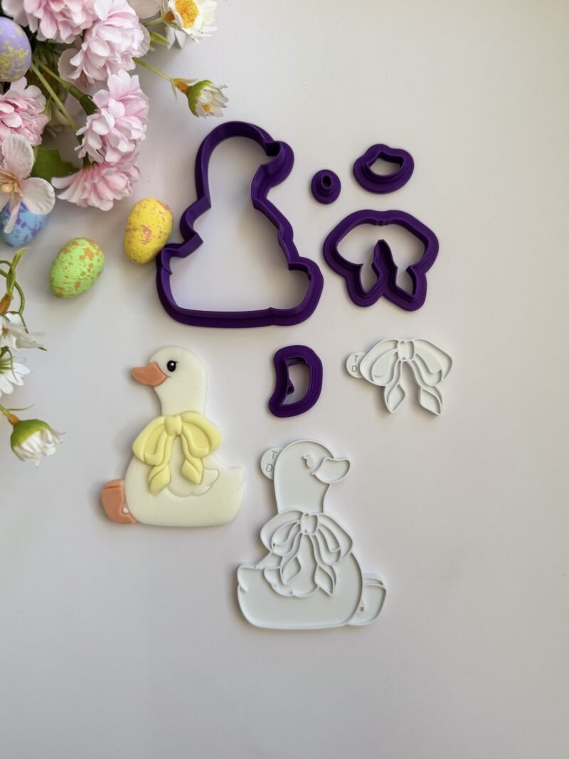 Κουπάτ Cute sitting goose