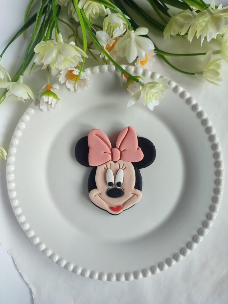 Minnie Mouse face