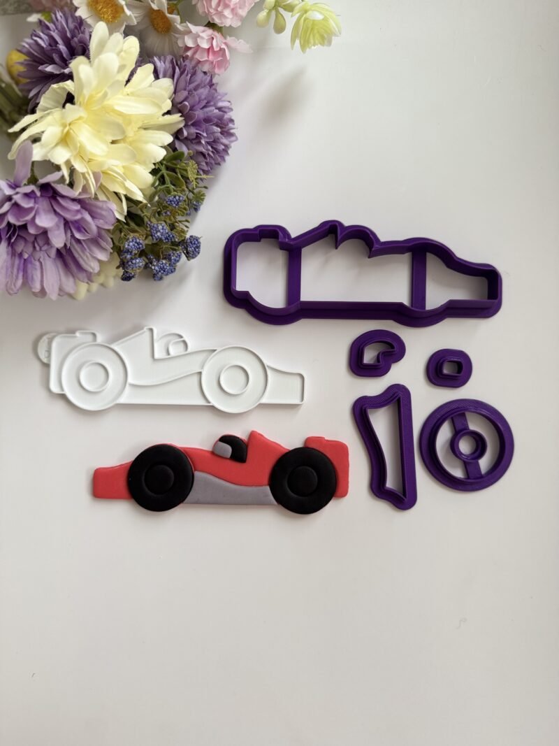 Κουπάτ F1 helmet