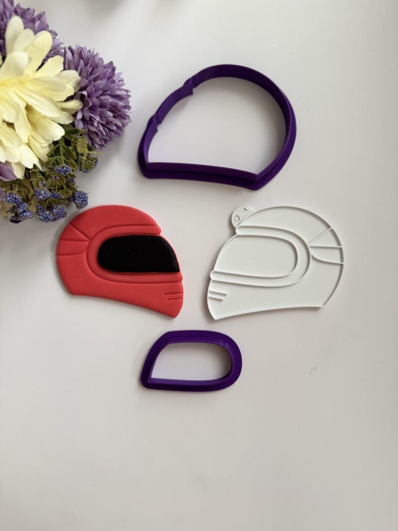 Κουπάτ F1 helmet