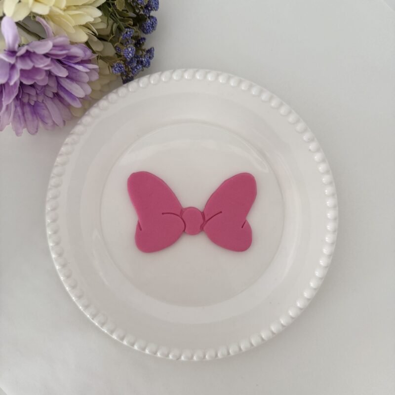 Minnie Mouse bow