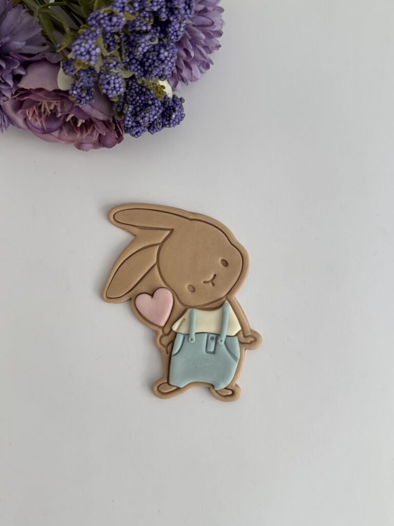 Rabbit with heart