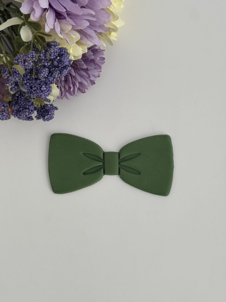 Bow tie