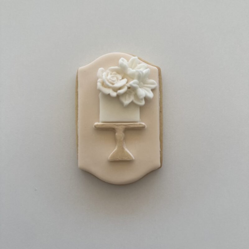 Mini wedding cake