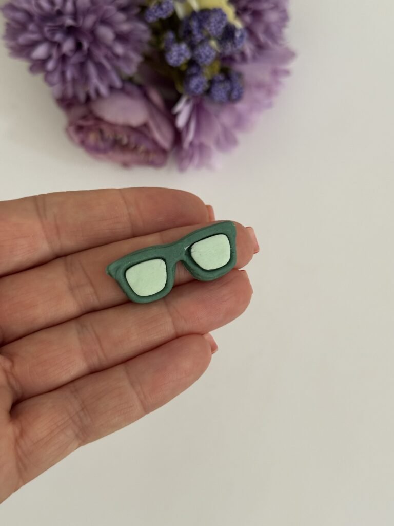 Mini beach sunglasses 3