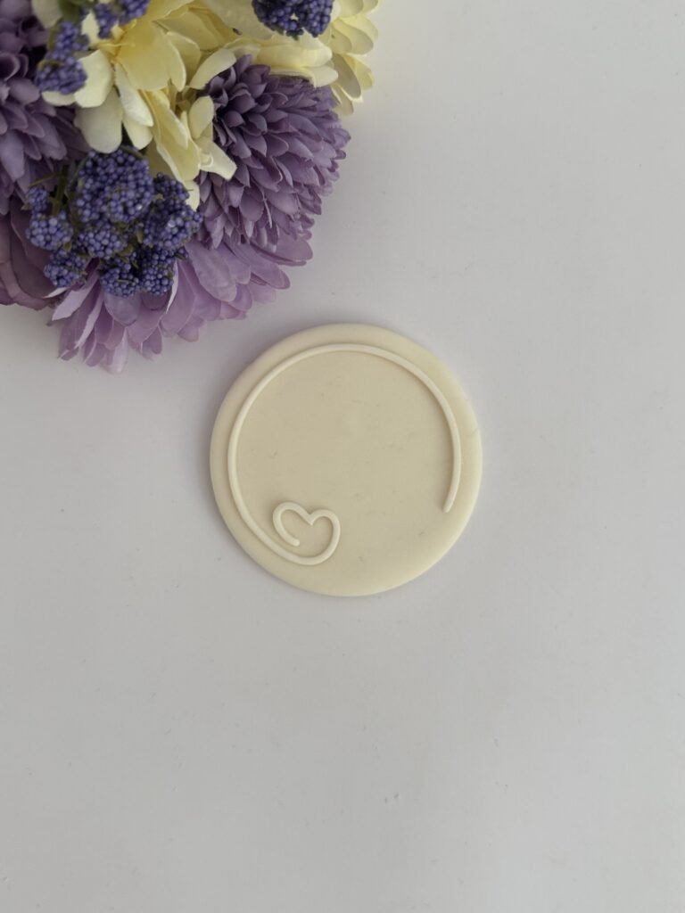 Circle with heart