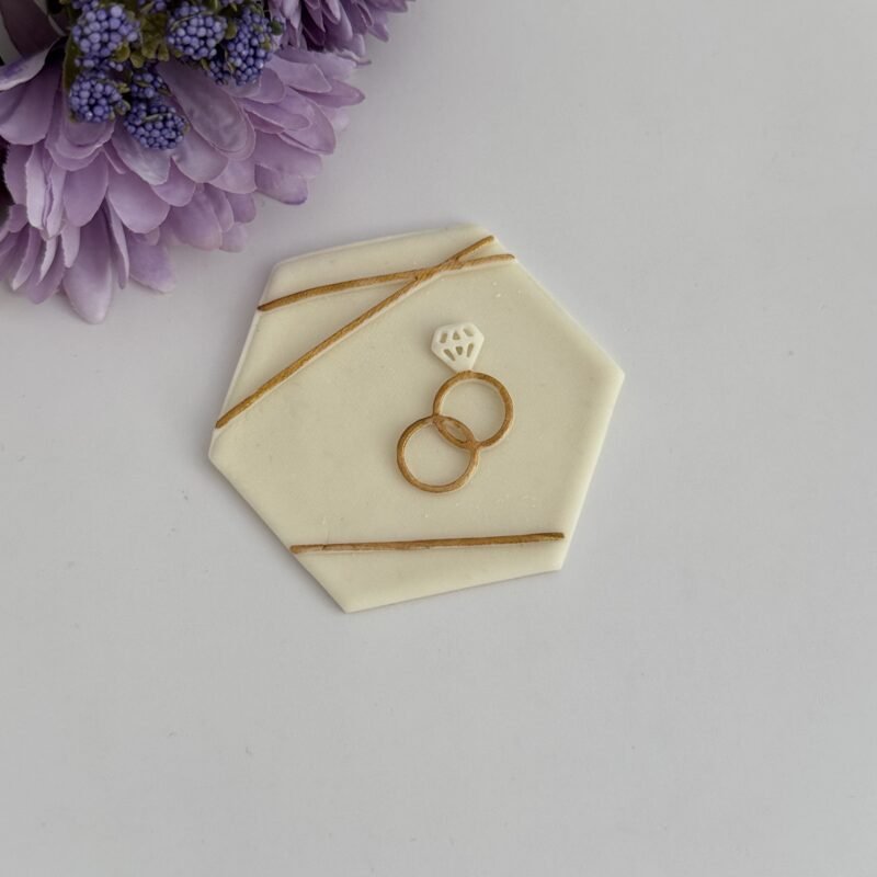 Polygon with wedding rings