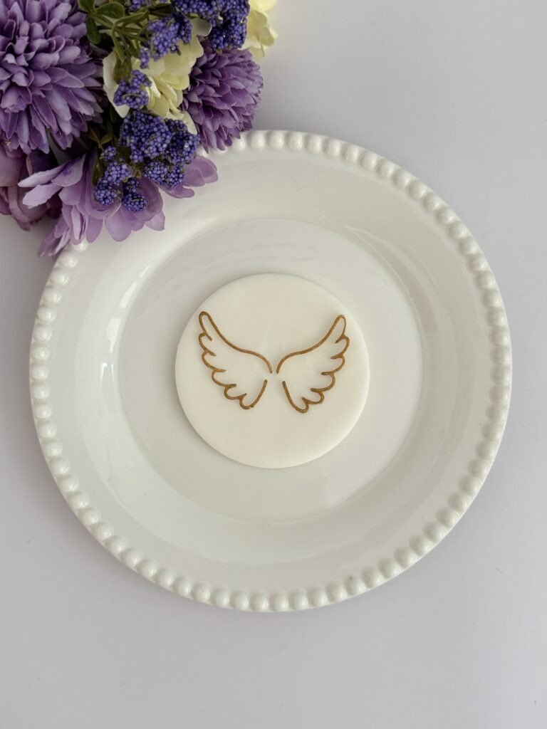 Little angel wings