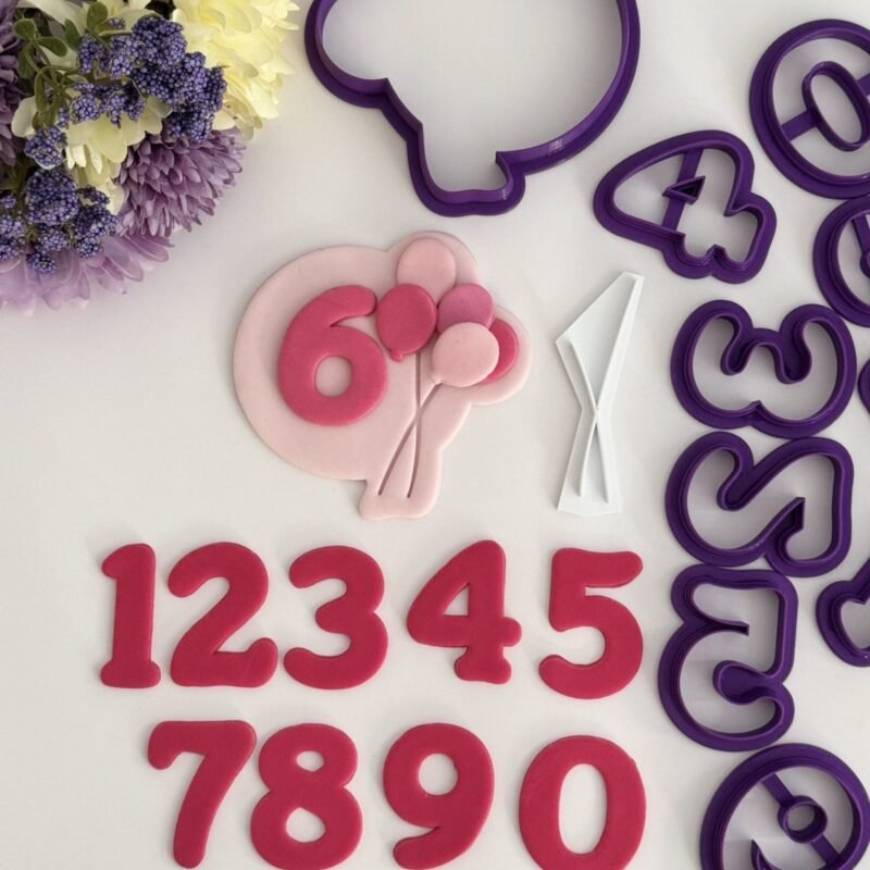 Circle with balloons and numbers