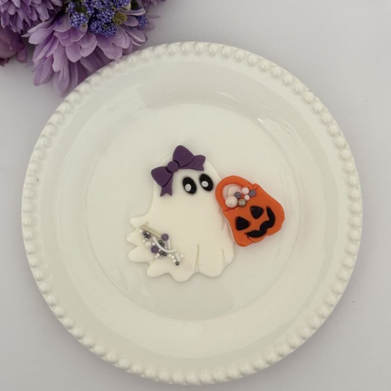 Ghost with pumpkin basket