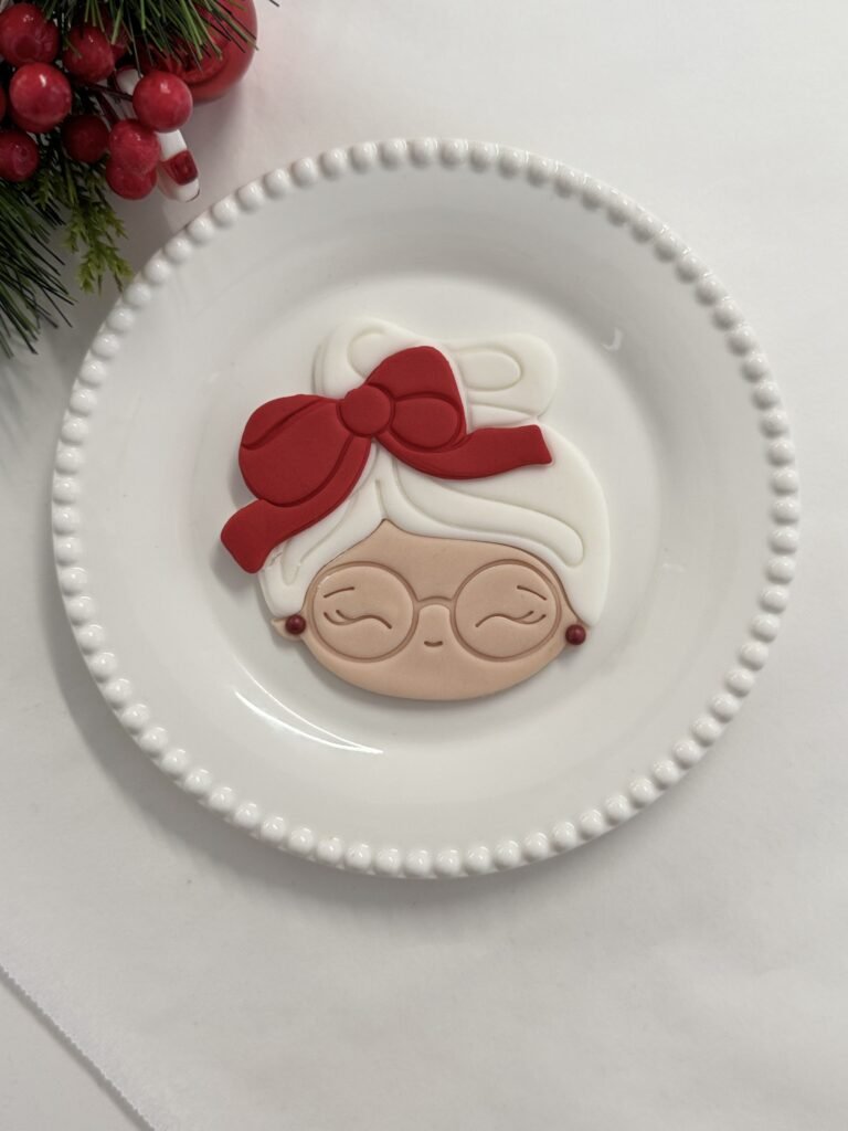 Mrs Claus face 3